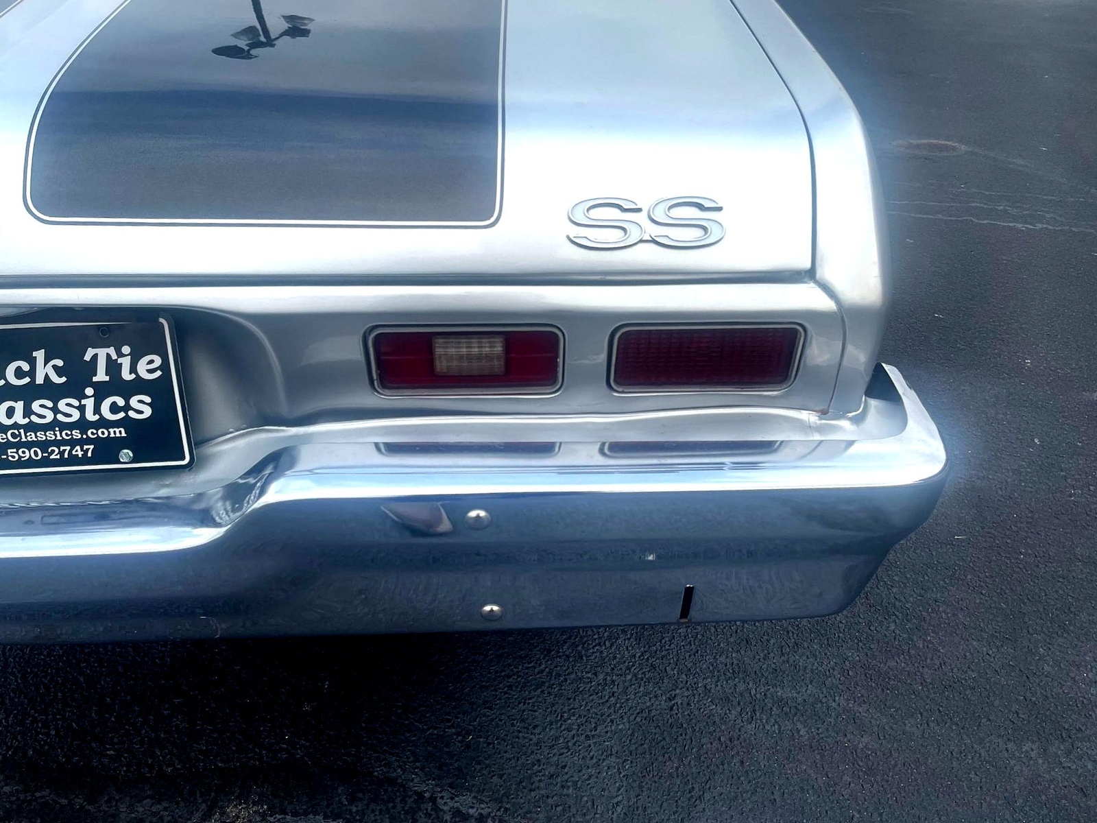 Chevrolet-Nova-1973-Two-Door-Coupe-12
