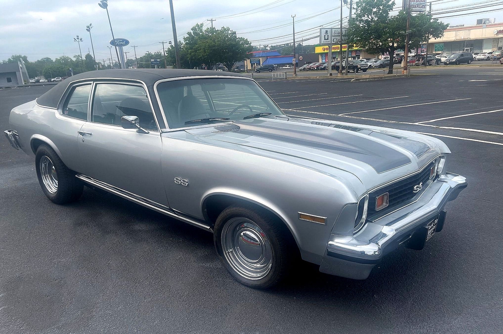 Chevrolet-Nova-1973-Two-Door-Coupe-5