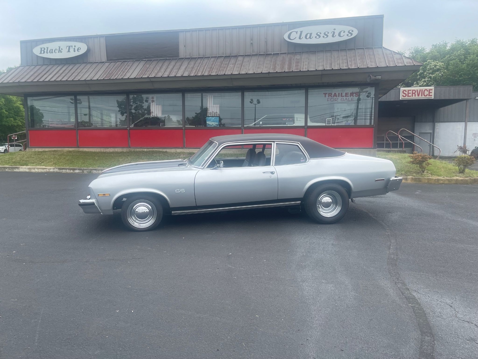 Chevrolet-Nova-1973-Two-Door-Coupe-6
