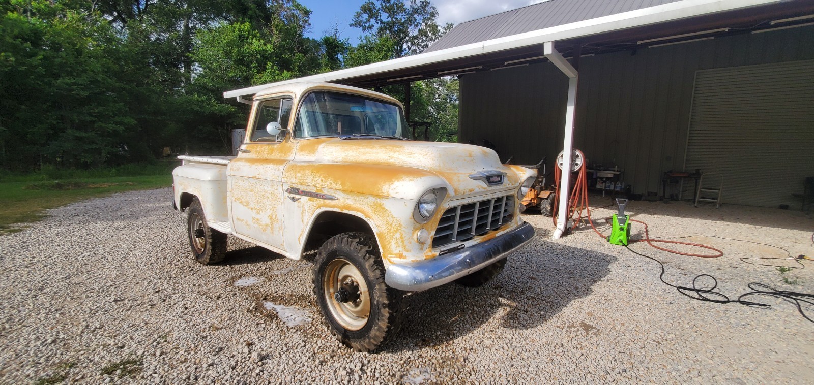 Chevrolet-Other-Pickups-1957-1