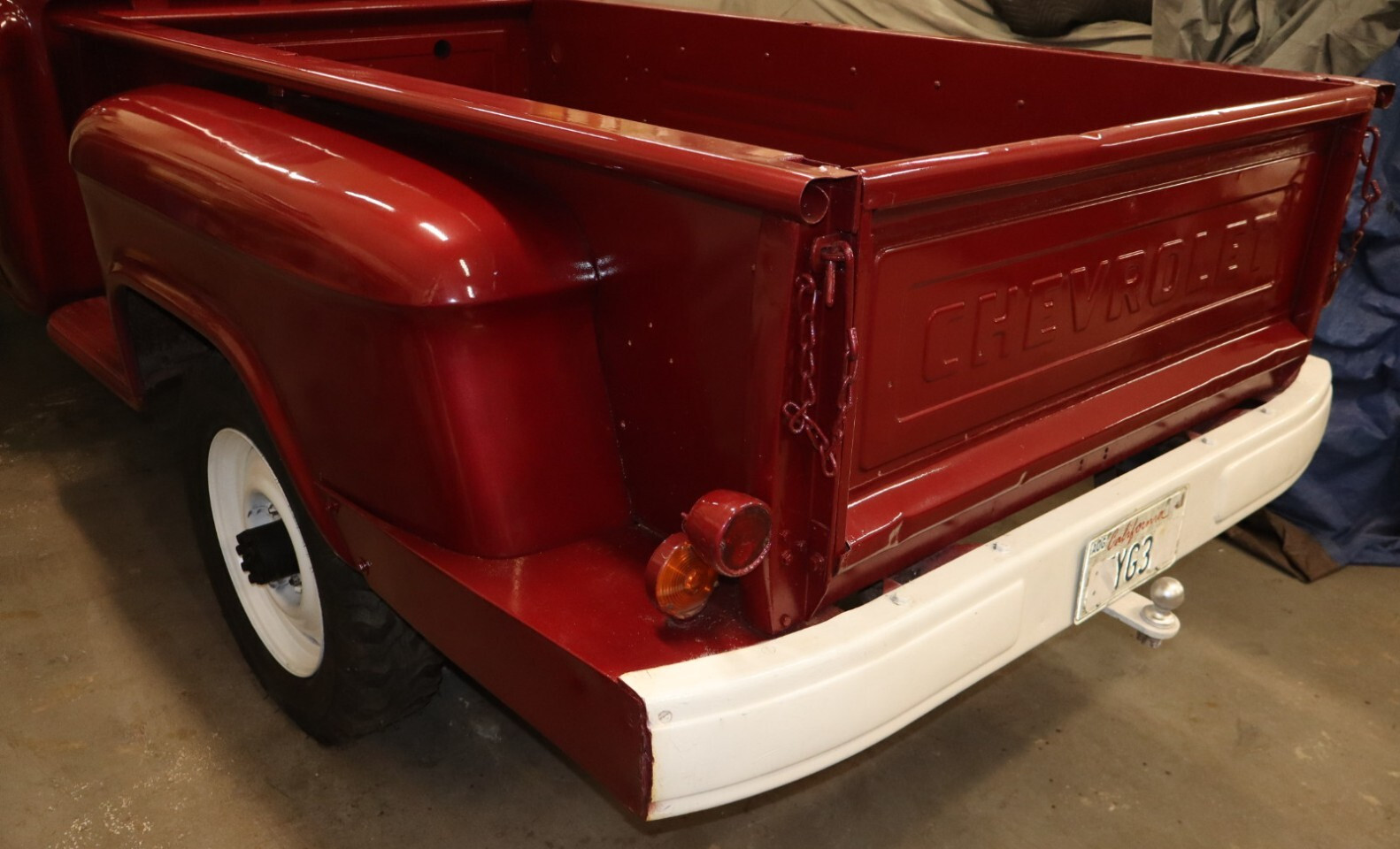Chevrolet-Other-Pickups-1957-15