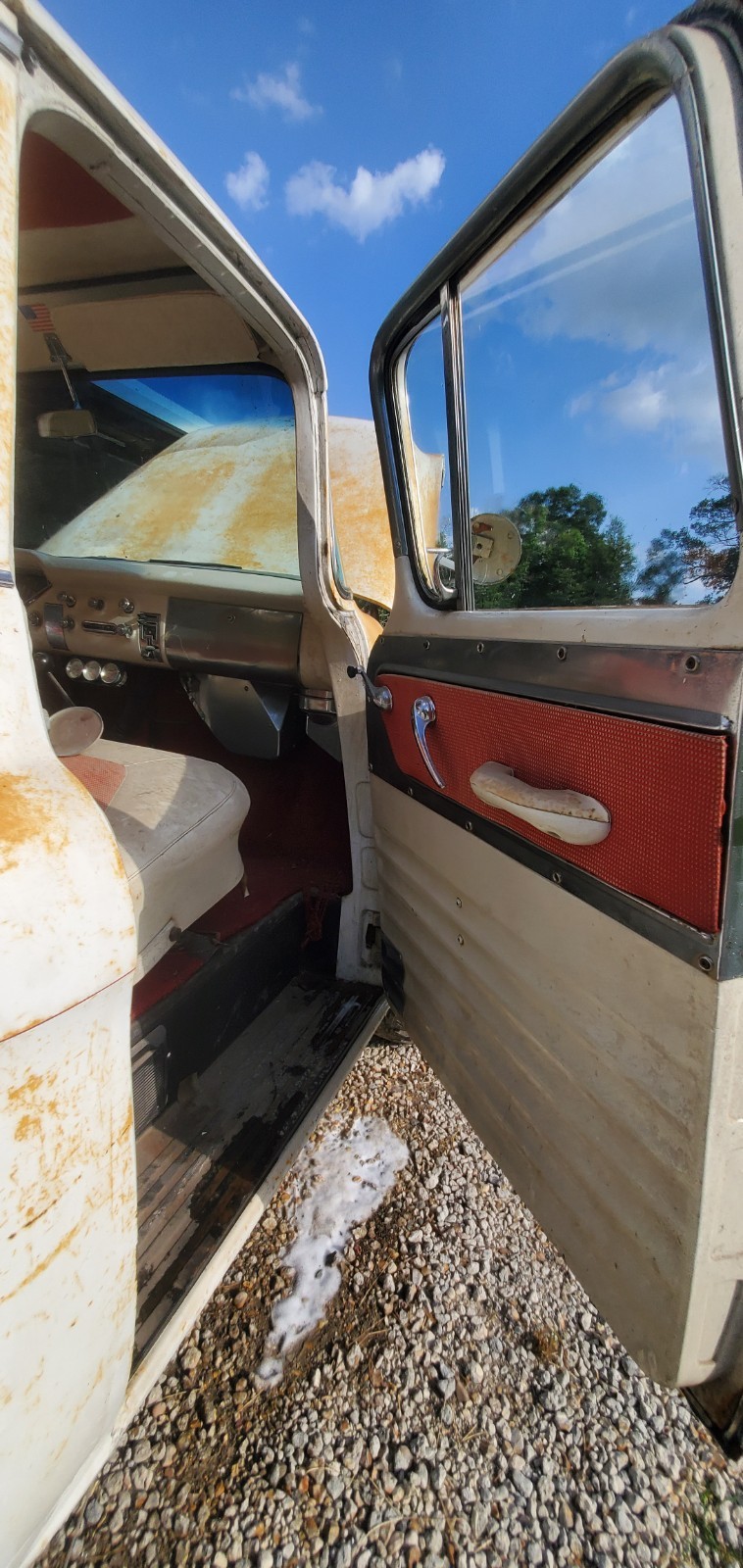 Chevrolet-Other-Pickups-1957-9