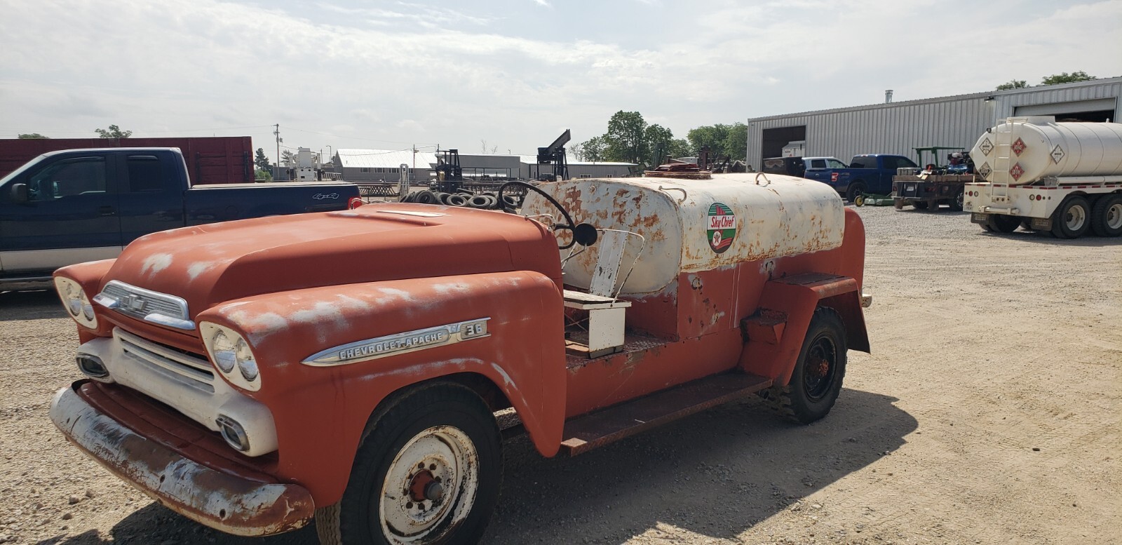 Chevrolet-Other-Pickups-1959-1