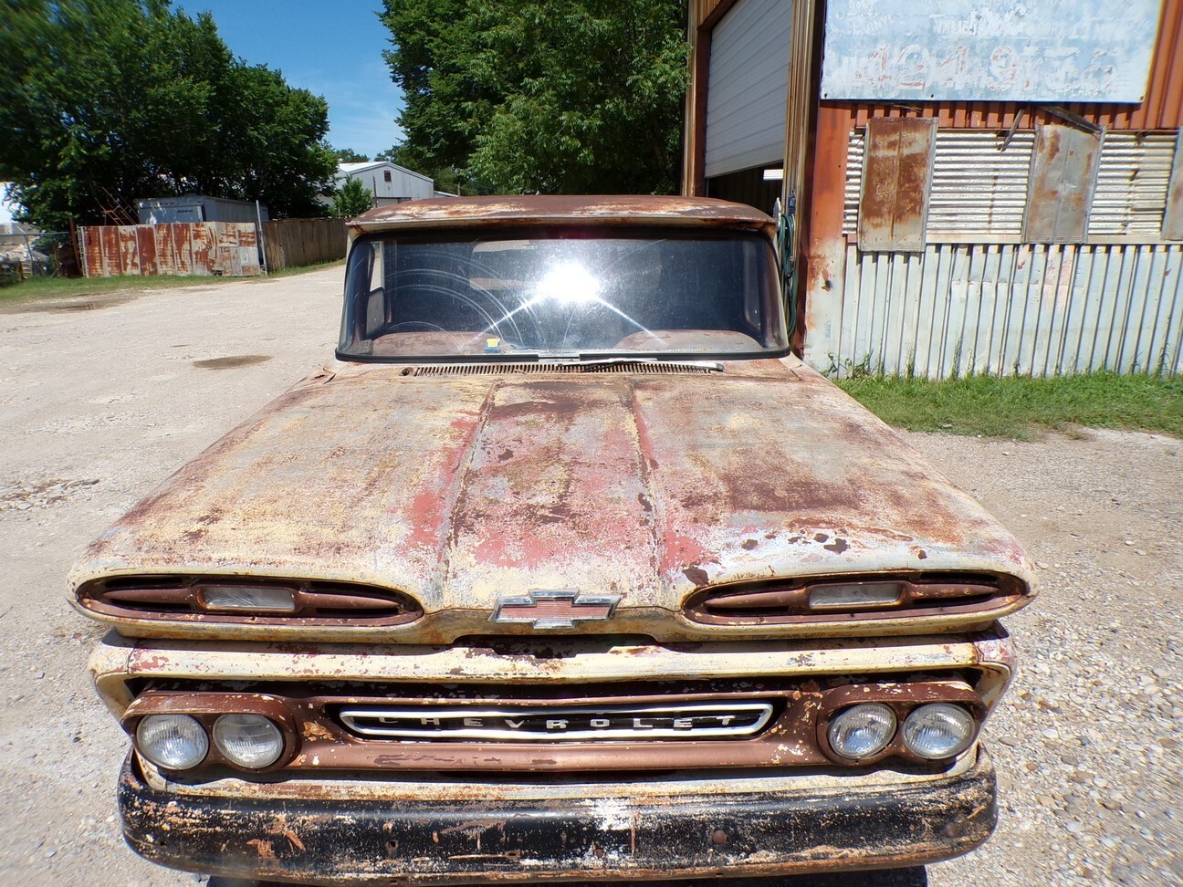Chevrolet-Other-Pickups-1961-1