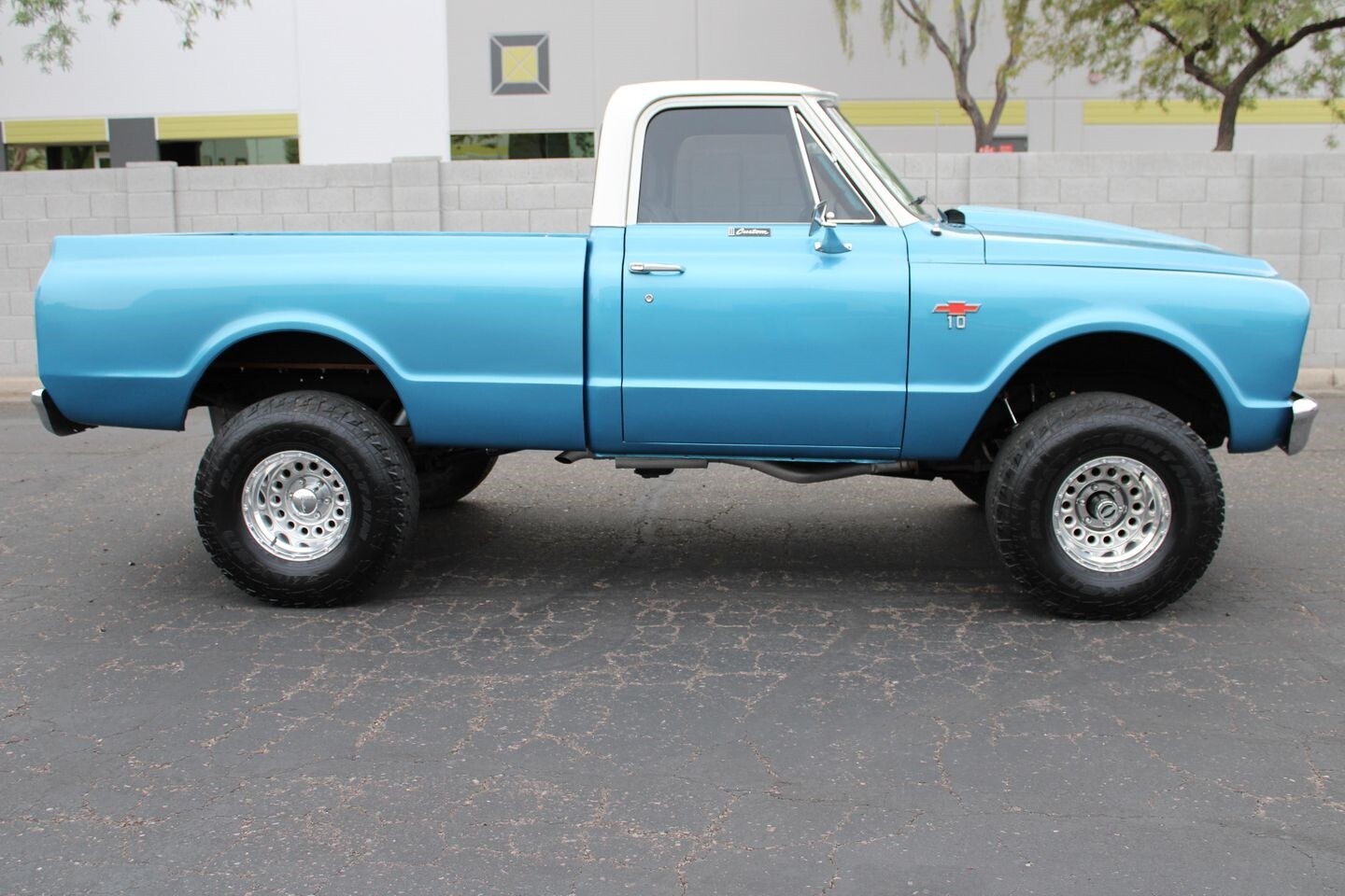 Chevrolet-Other-Pickups-1968-Pickup-Truck-1