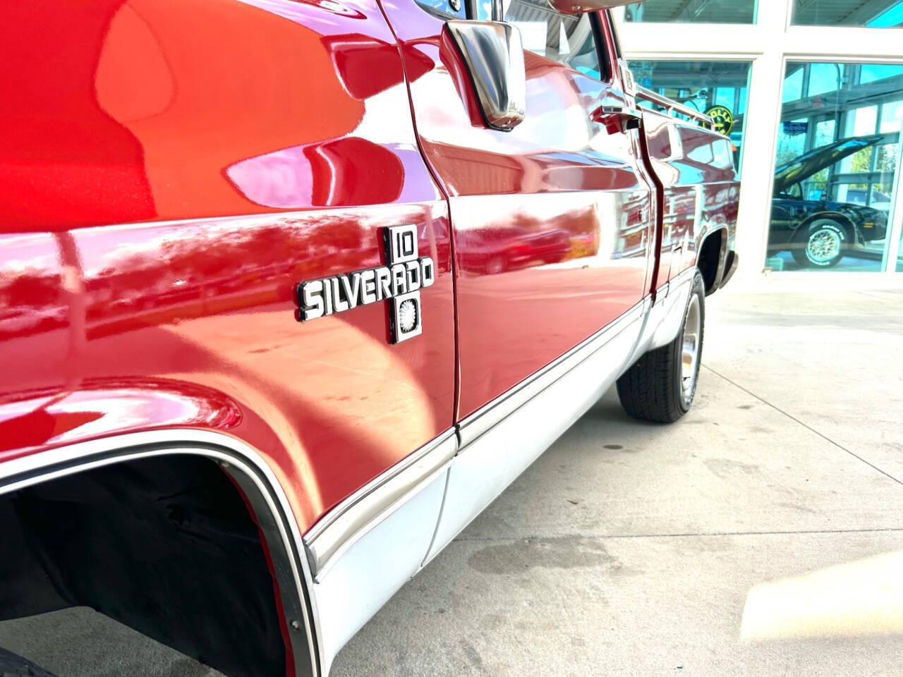 Chevrolet-Other-Pickups-1984-Pickup-Truck-10