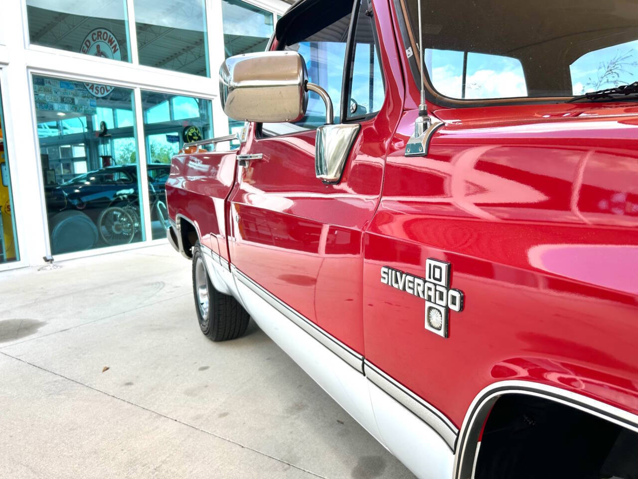 Chevrolet-Other-Pickups-1984-Pickup-Truck-15