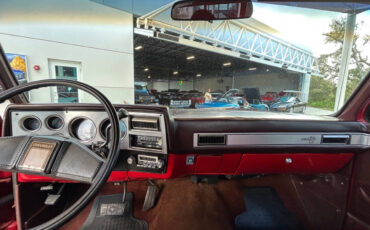 Chevrolet-Other-Pickups-1984-Pickup-Truck-23