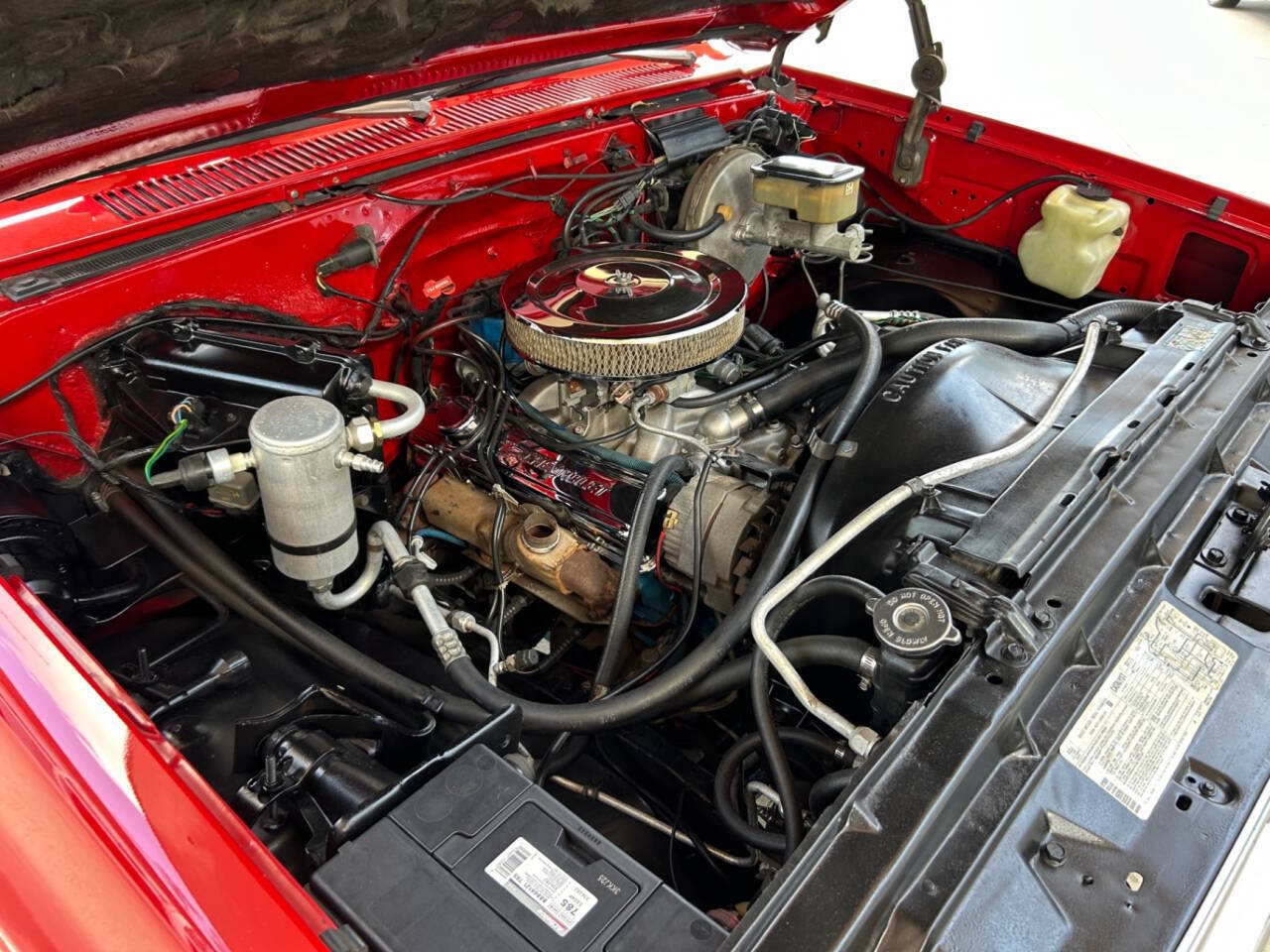 Chevrolet-Other-Pickups-1984-Pickup-Truck-31