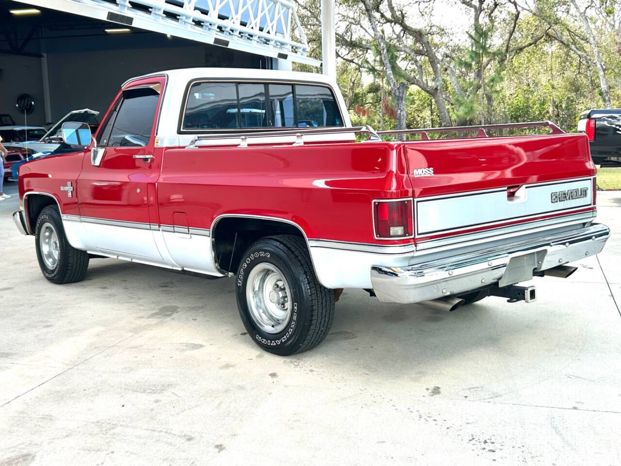 Chevrolet-Other-Pickups-1984-Pickup-Truck-6
