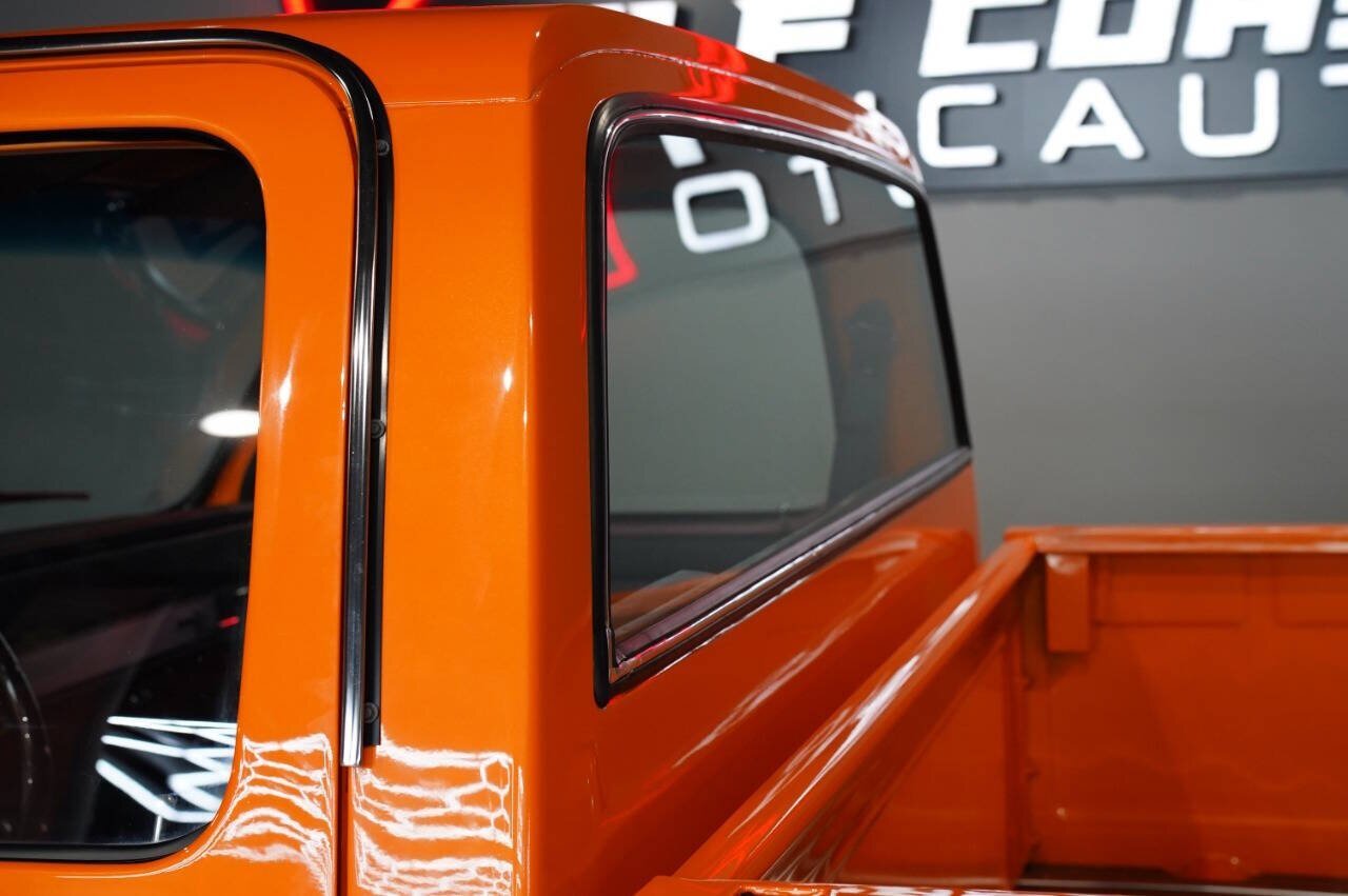 Chevrolet-Other-Pickups-1985-Pickup-Truck-35