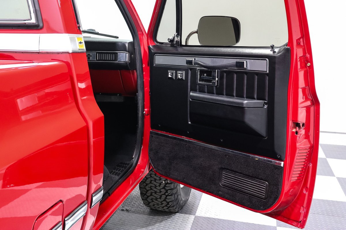 Chevrolet-Other-Pickups-1986-Truck-14