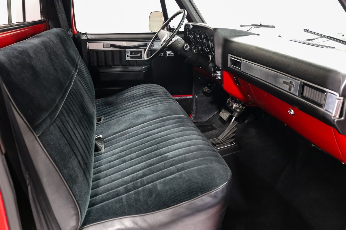 Chevrolet-Other-Pickups-1986-Truck-16