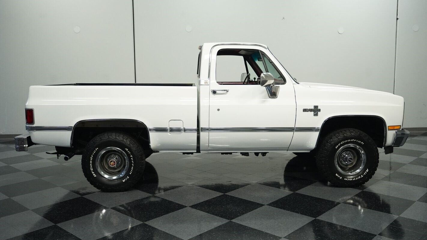 Chevrolet-Other-Pickups-1987-Pickup-Truck-11