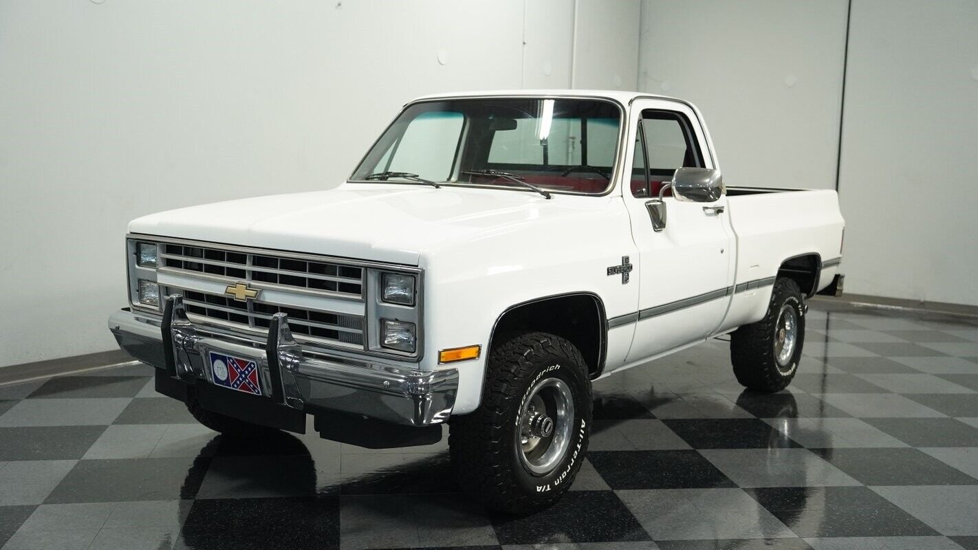 Chevrolet-Other-Pickups-1987-Pickup-Truck-16