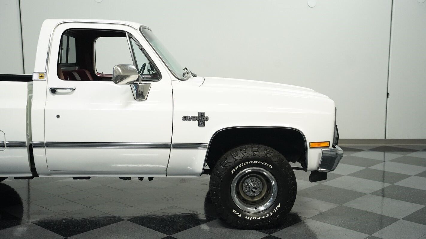 Chevrolet-Other-Pickups-1987-Pickup-Truck-27