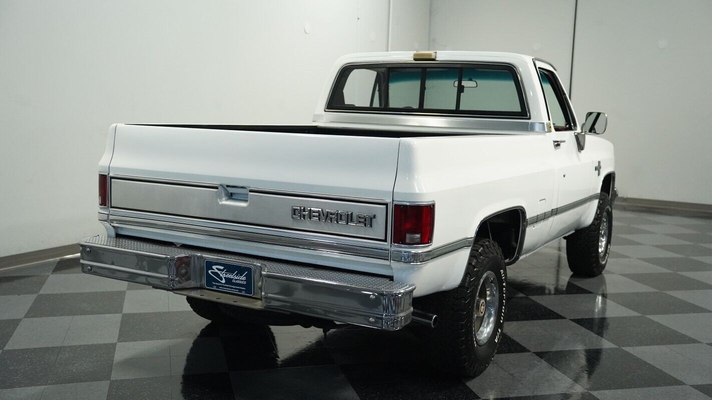 Chevrolet-Other-Pickups-1987-Pickup-Truck-9