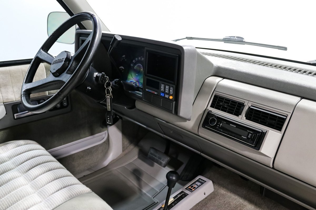 Chevrolet-Other-Pickups-1991-Pickup-Truck-15