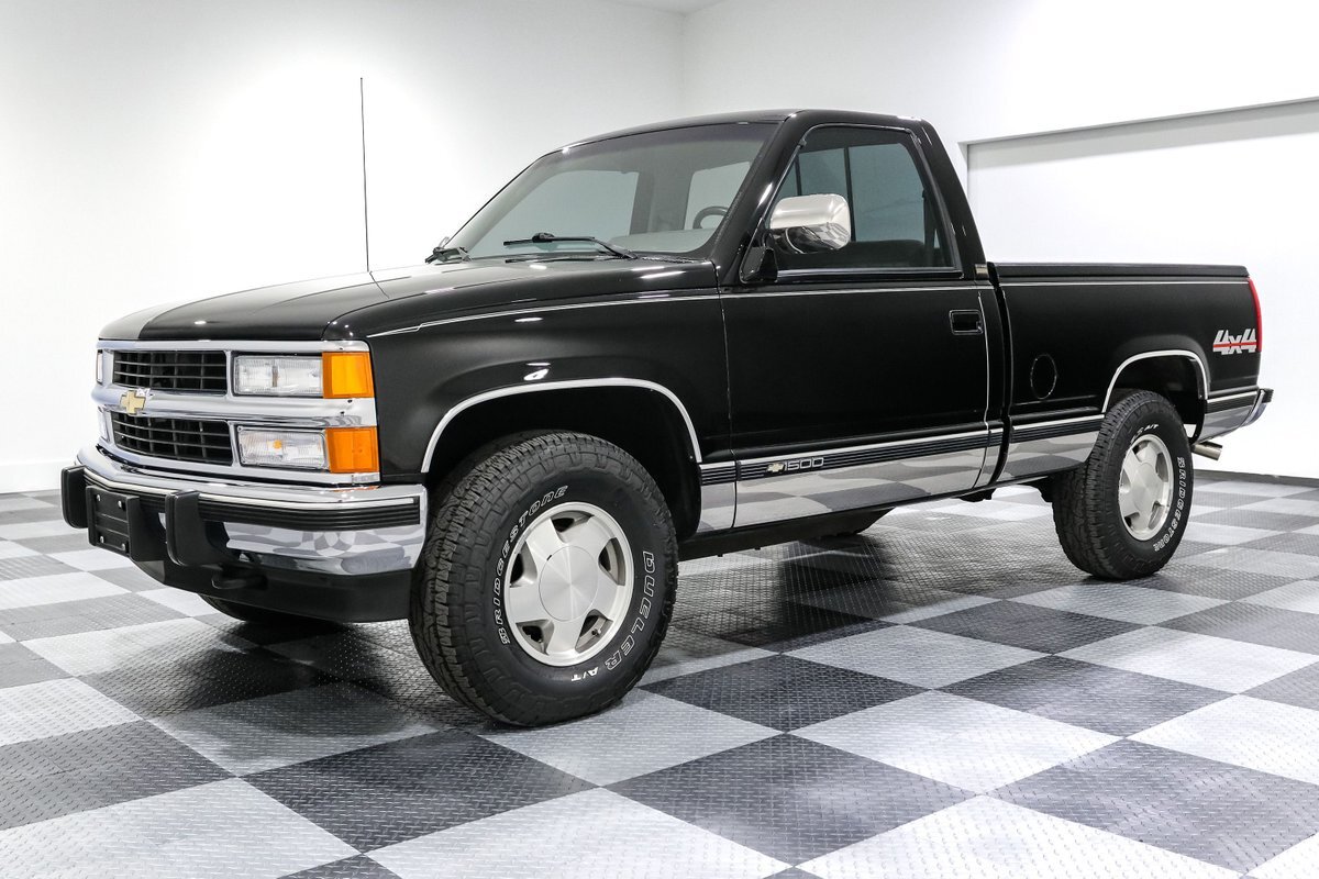 Chevrolet-Other-Pickups-1991-Pickup-Truck-2