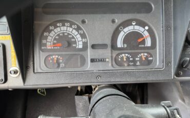 Chevrolet-P-30-diesel-1995-custom