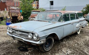 Chevrolet-Parkwood-1960-3