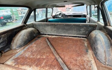 Chevrolet-Parkwood-1960-9