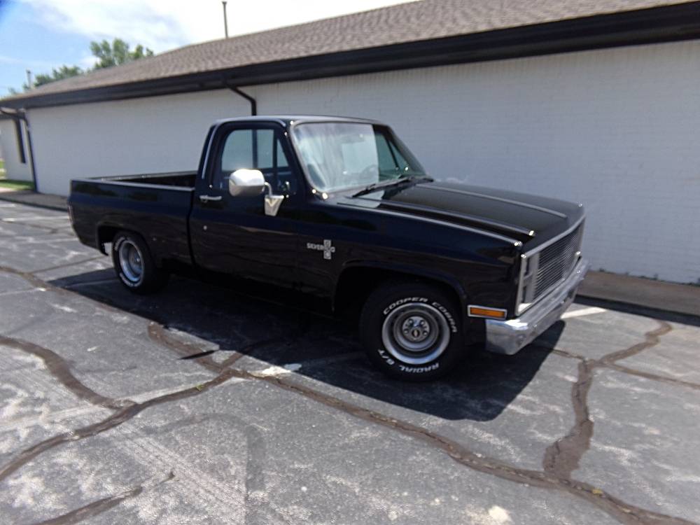 Chevrolet Pickup  1984 black