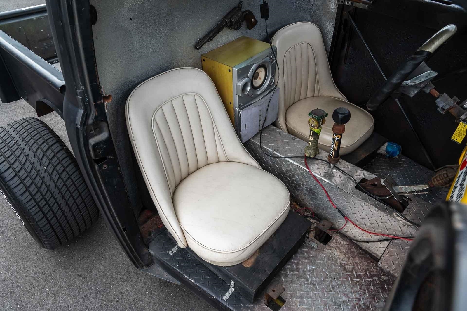 Chevrolet-Rat-Rod-1969-2-Door-16