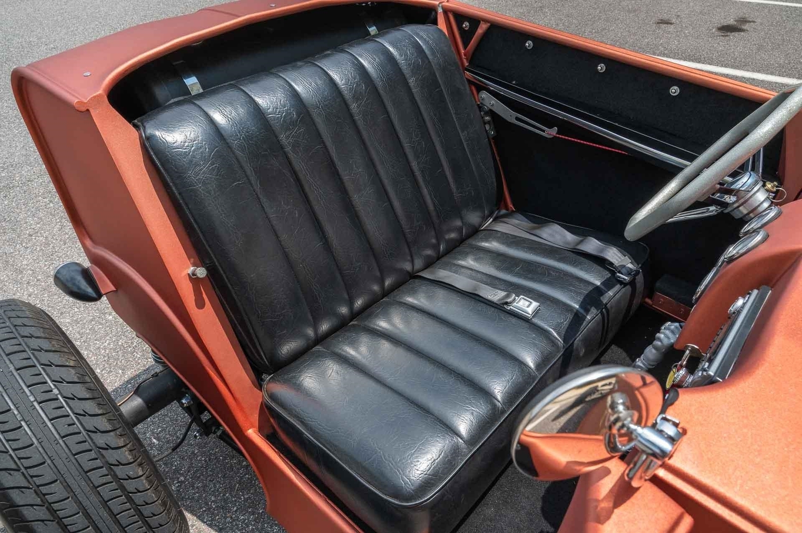 Chevrolet-Roadster-1927-2-Door-13