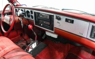 Chevrolet-S-10-1982-Pickup-Truck-15
