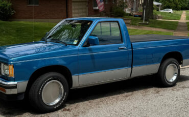 Chevrolet-S-10-1988-Crew-Cab-Pickup-1
