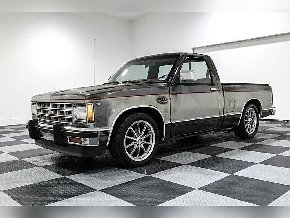 Chevrolet-S10-1982-custom-2