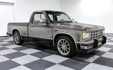 Chevrolet-S10-1982-custom