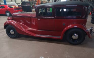 Chevrolet-Sedan-1932-14