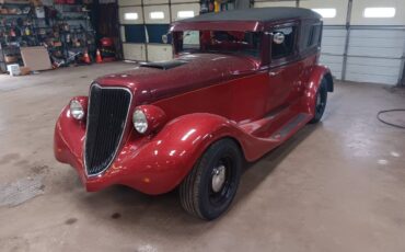 Chevrolet-Sedan-1932-2