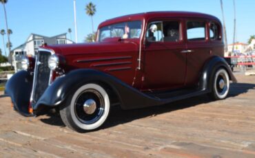 Chevrolet-Sedan-1934-custom-1