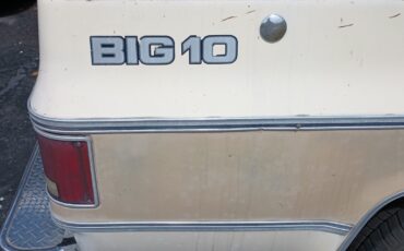 Chevrolet-Silverado-1500-1978-Standard-Cab-Pickup-4