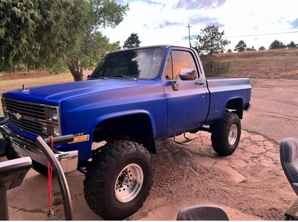Chevrolet Silverado 1500  1983 blue