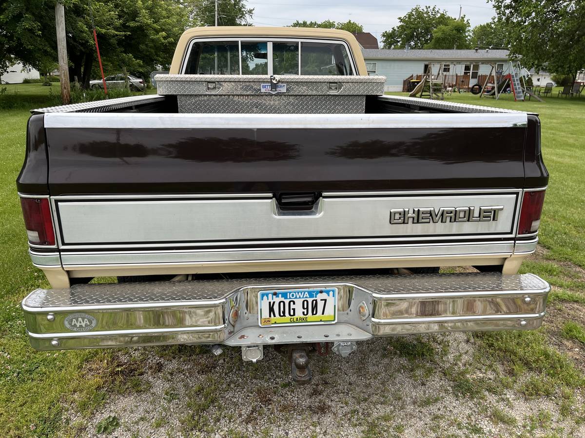 Chevrolet-Silverado-1500-1984-5