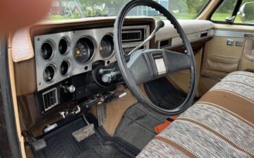 Chevrolet-Silverado-1500-1984-6