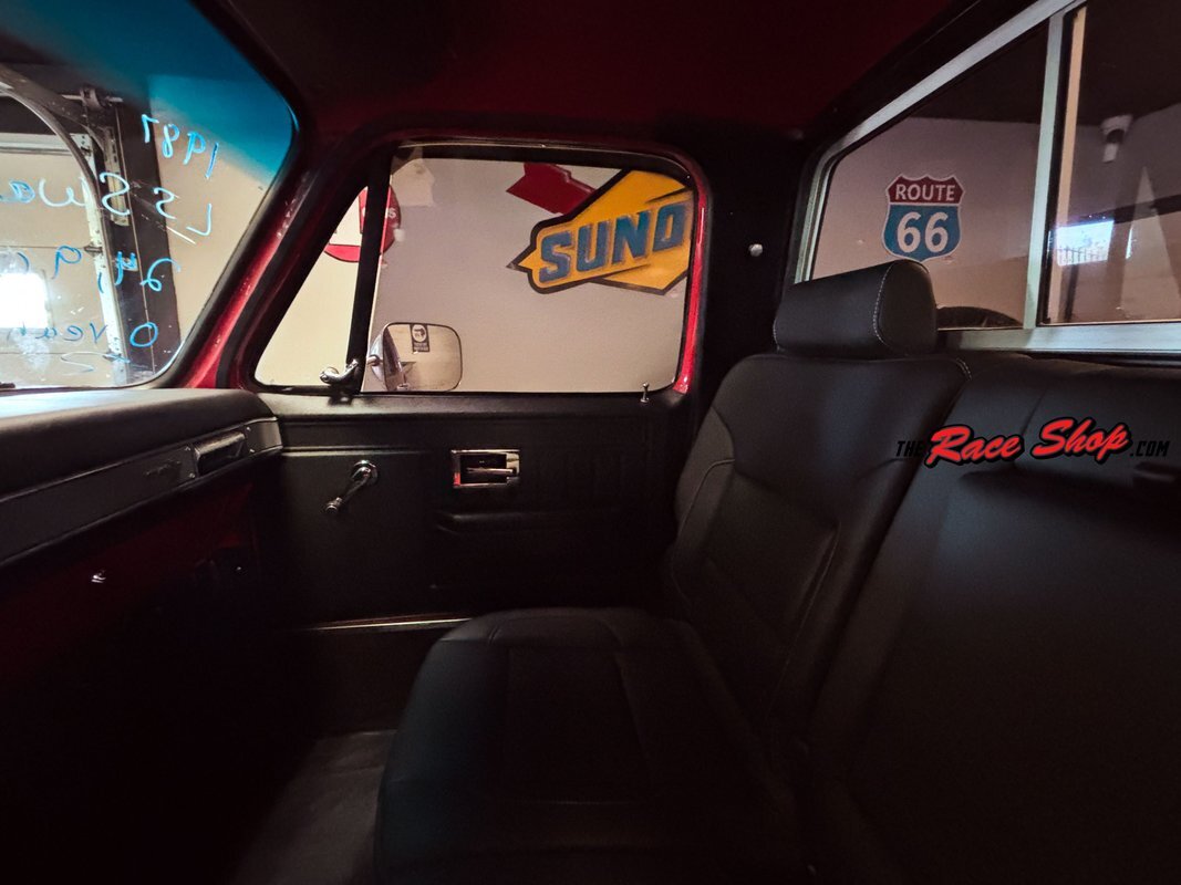 Chevrolet-Silverado-1500-1987-Pickup-Truck-17