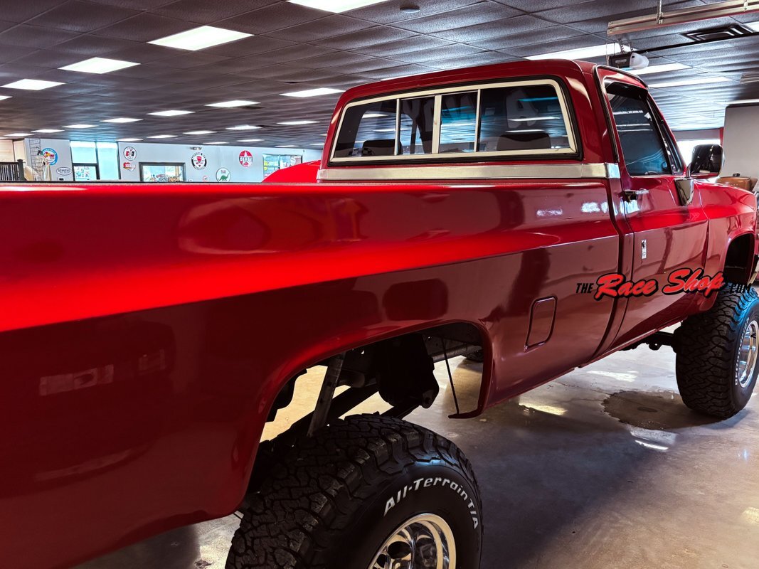 Chevrolet-Silverado-1500-1987-Pickup-Truck-6