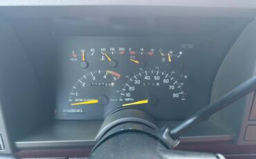 Chevrolet-Silverado-1500-1993-grey-2