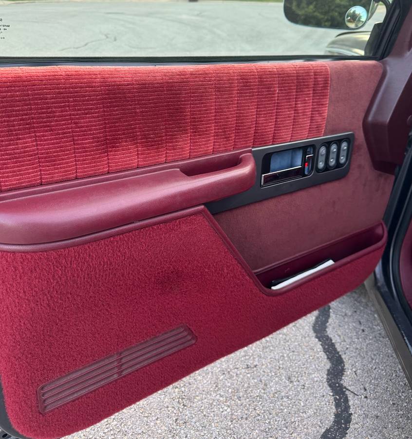 Chevrolet-Silverado-1500-1993-grey-3