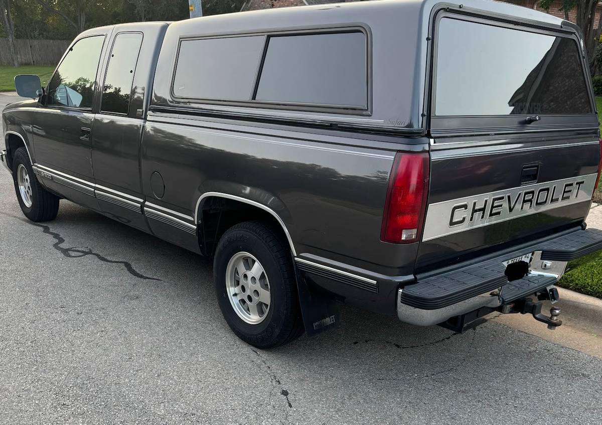 Chevrolet-Silverado-1500-1993-grey