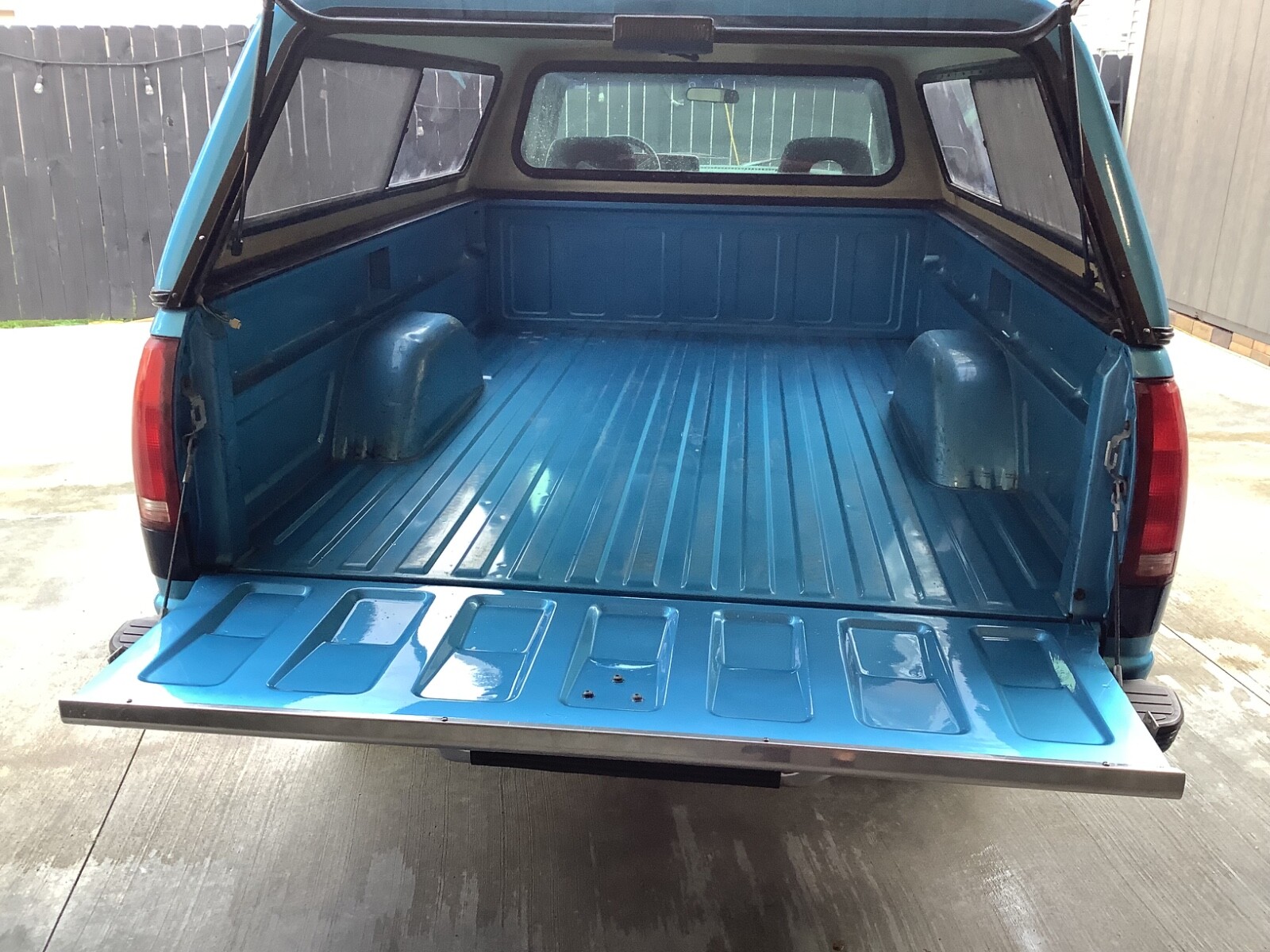 Chevrolet-Silverado-1500-1994-Standard-Cab-Pickup-22
