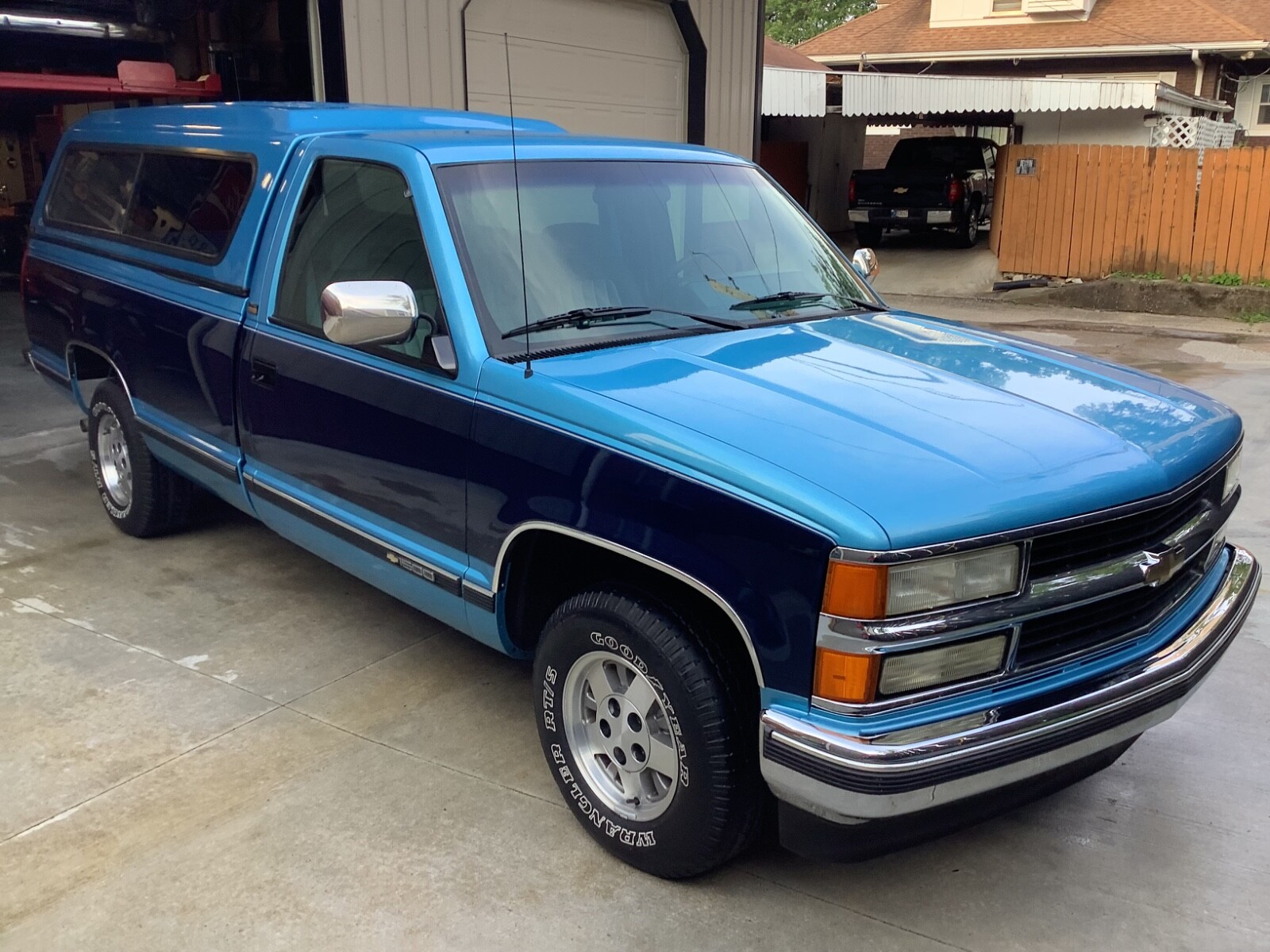 Chevrolet-Silverado-1500-1994-Standard-Cab-Pickup-27