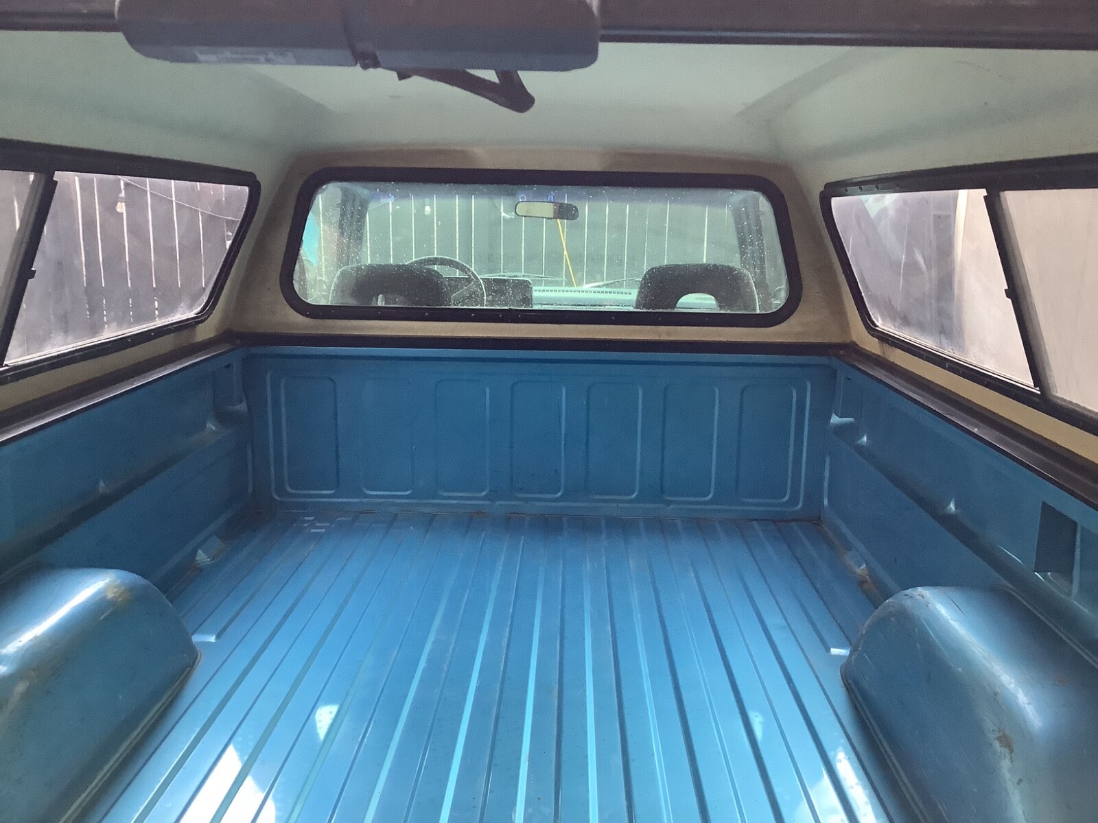 Chevrolet-Silverado-1500-1994-Standard-Cab-Pickup-33