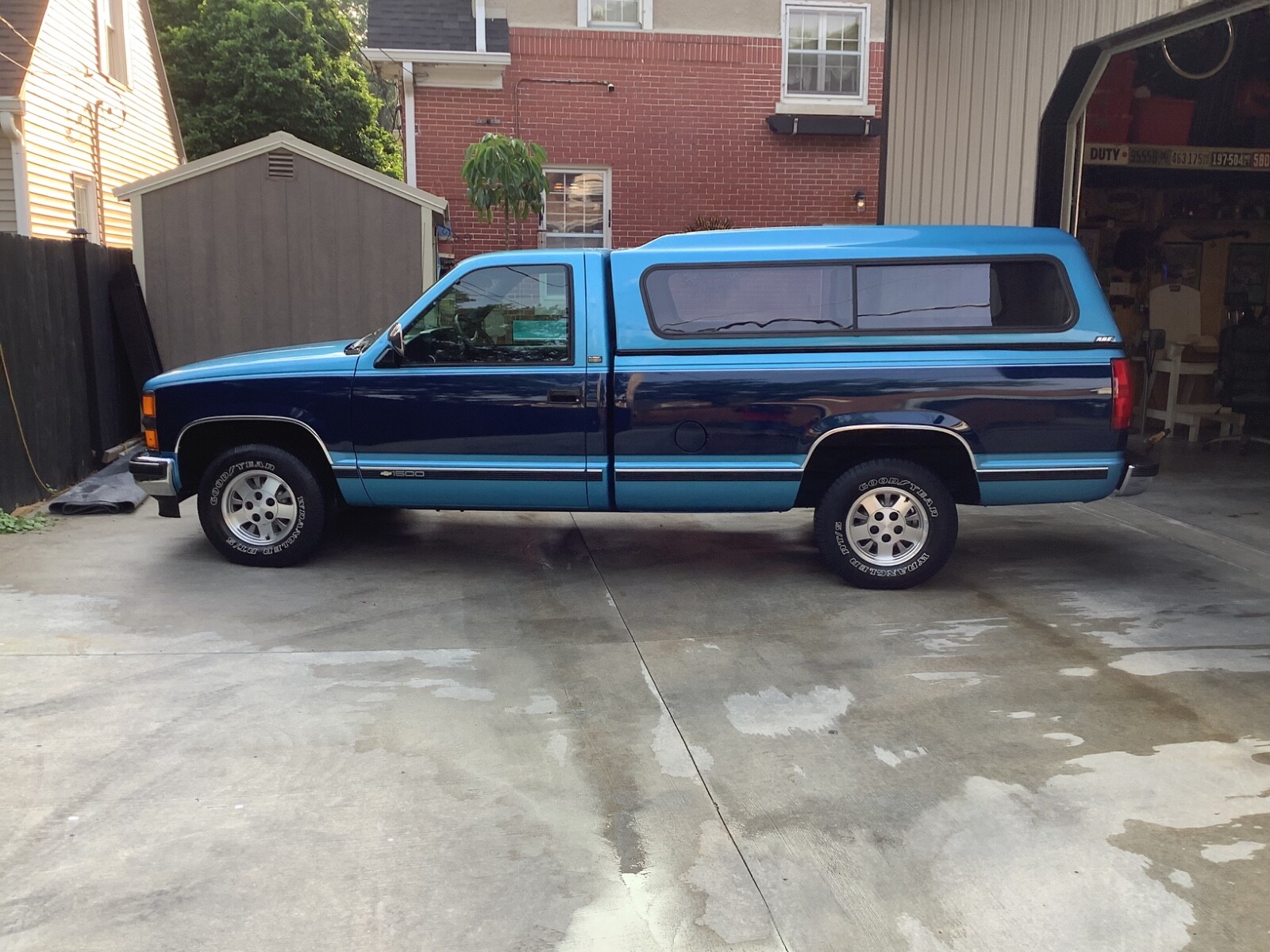 Chevrolet-Silverado-1500-1994-Standard-Cab-Pickup-4