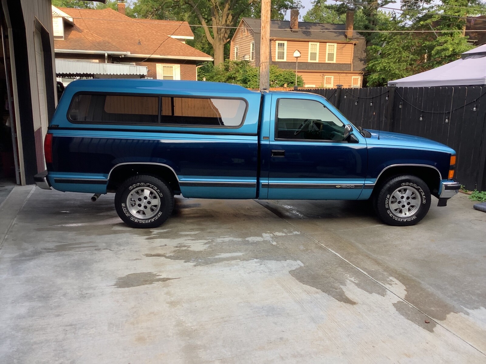 Chevrolet-Silverado-1500-1994-Standard-Cab-Pickup